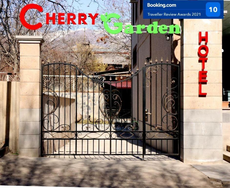 Cherry Garden Boutique Hotel Yeghegnadzor Eksteriør bilde